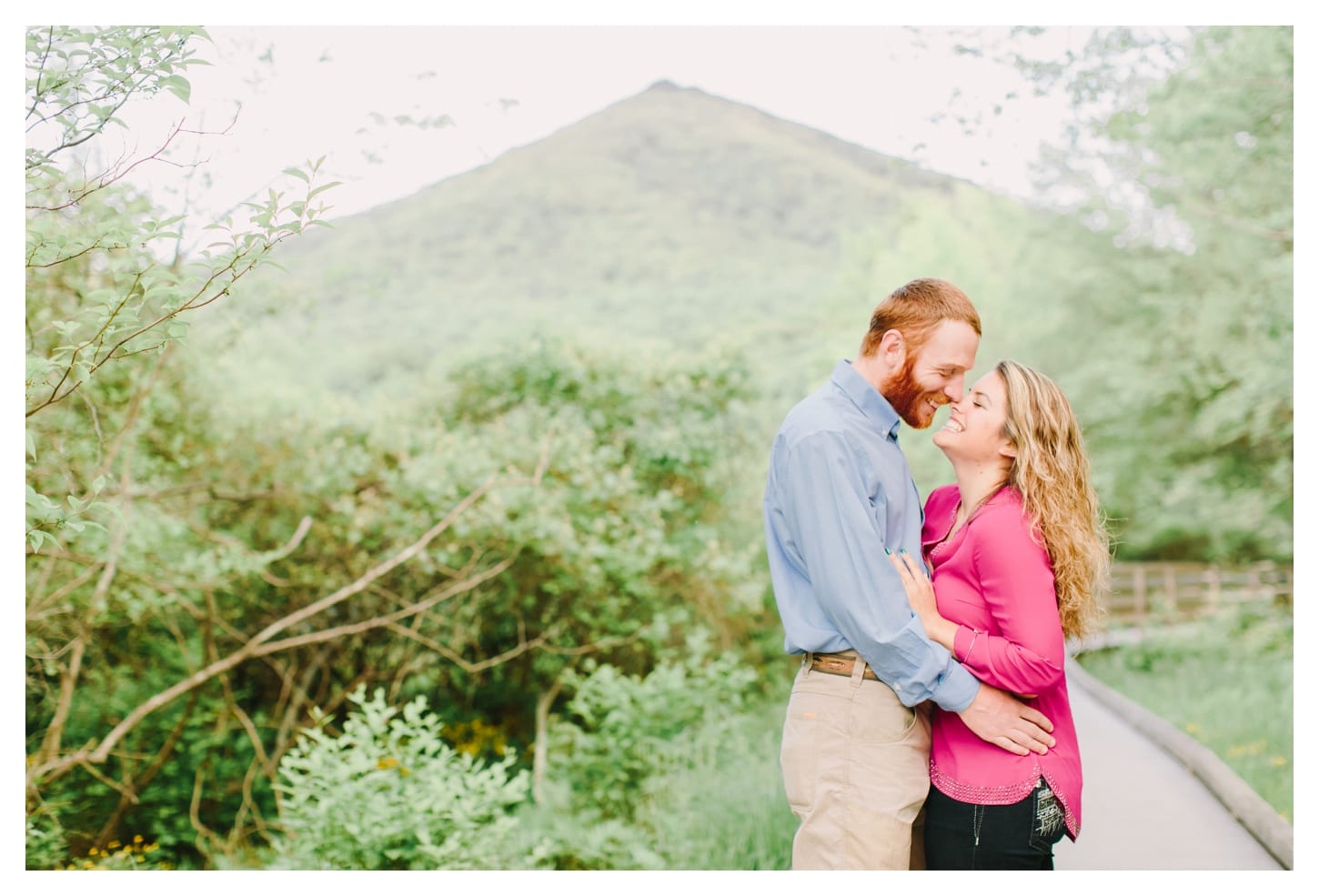 bedford-virginia-engagement-photographer-peaks-of-otter-allison-and-davis-17