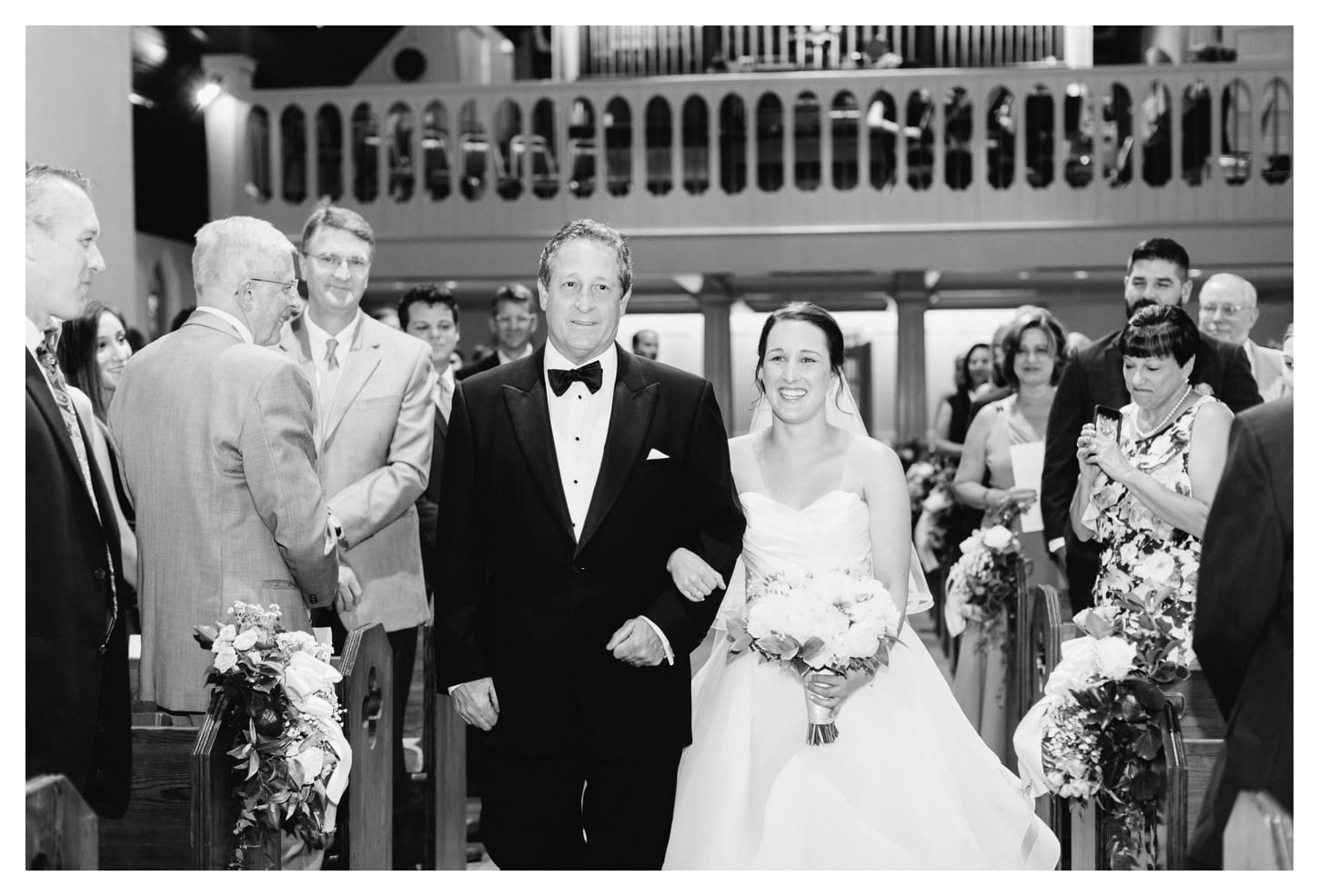 charlottesville-virginia-film-wedding-photographer-panorama-farm-maddie-and-lee-310