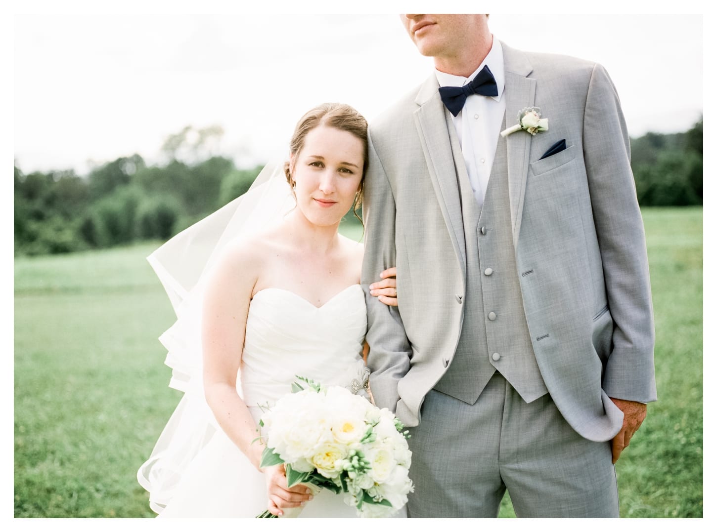 charlottesville-virginia-film-wedding-photographer-panorama-farm-maddie-and-lee-499