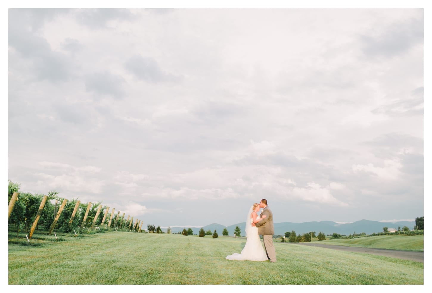 harrisonburg-virginia-wedding-photographer-cross-keys-vineyards-jenna-and-marcus-537