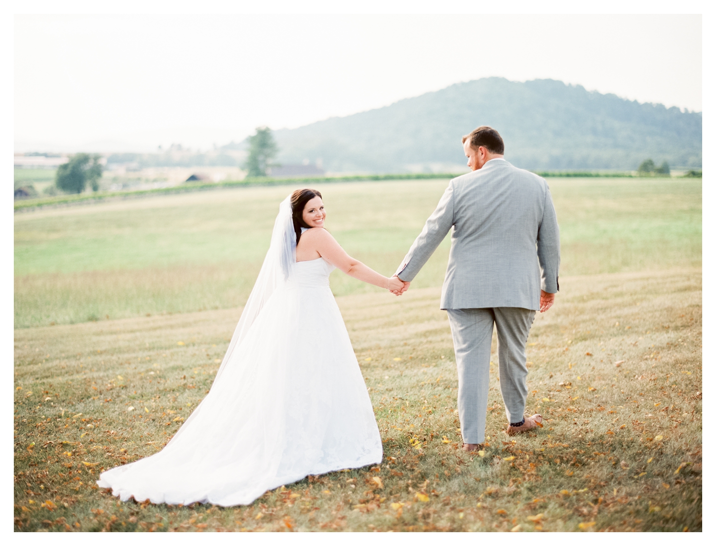 charlottesville-virginia-film-wedding-photographer-early-mountain-vineyards-renata-and-jonathan-265