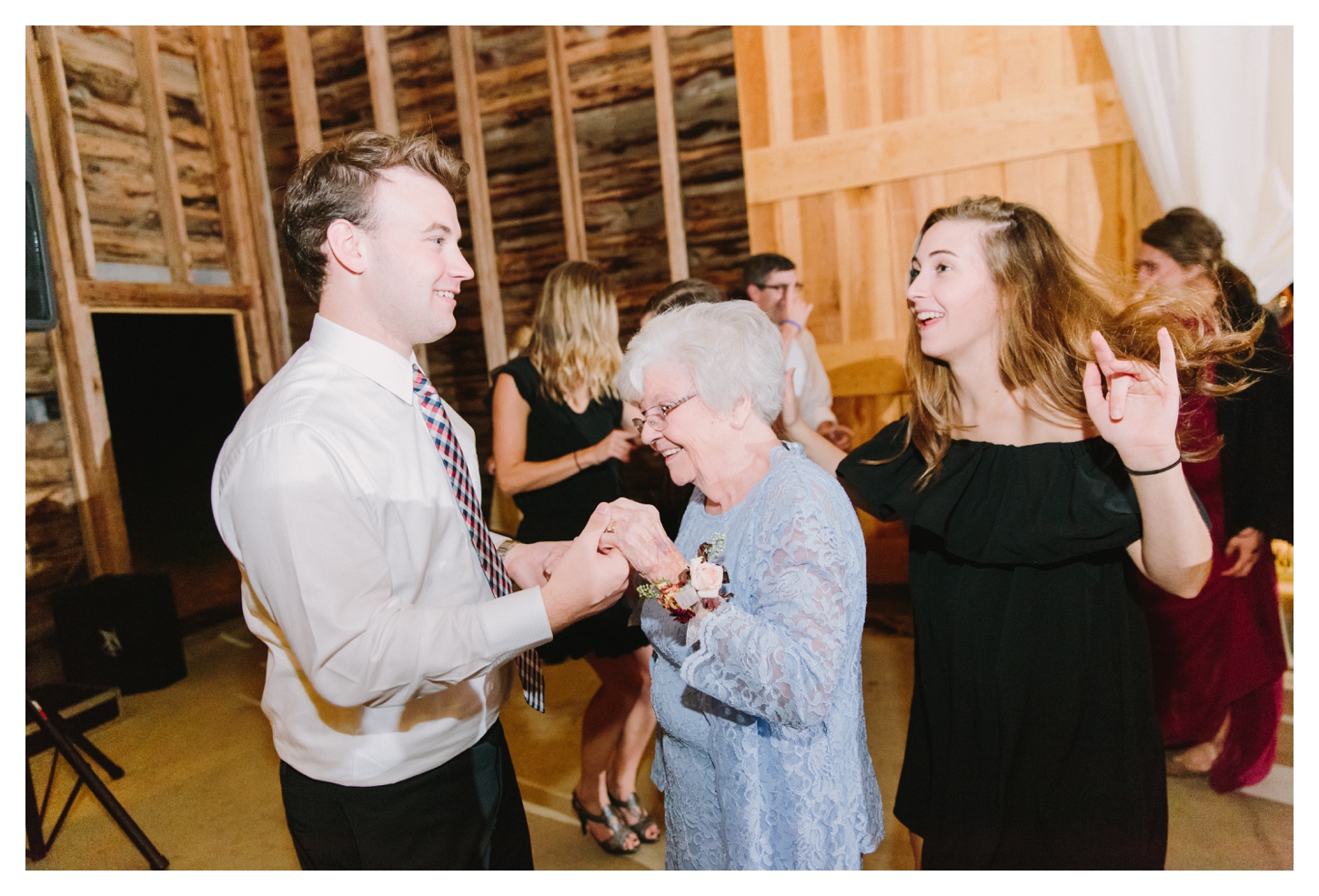 Panorama Farm wedding photographer