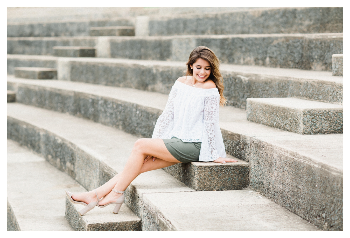 Charlottesville Virginia senior portrait photographer