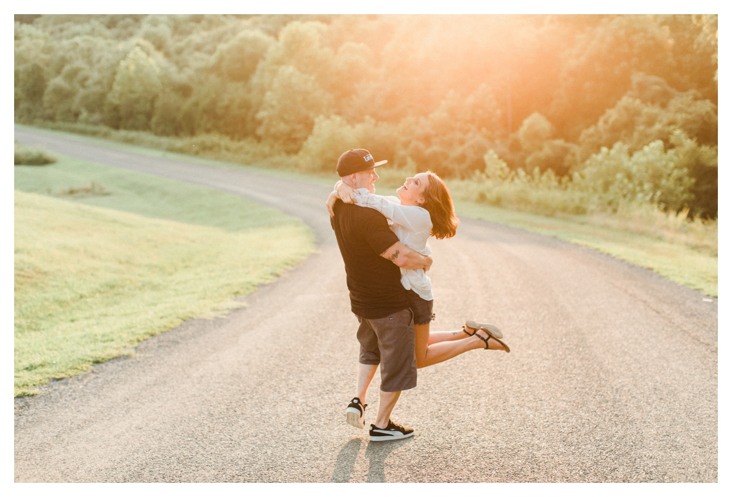 Charlottesville Virginia engagement photographer