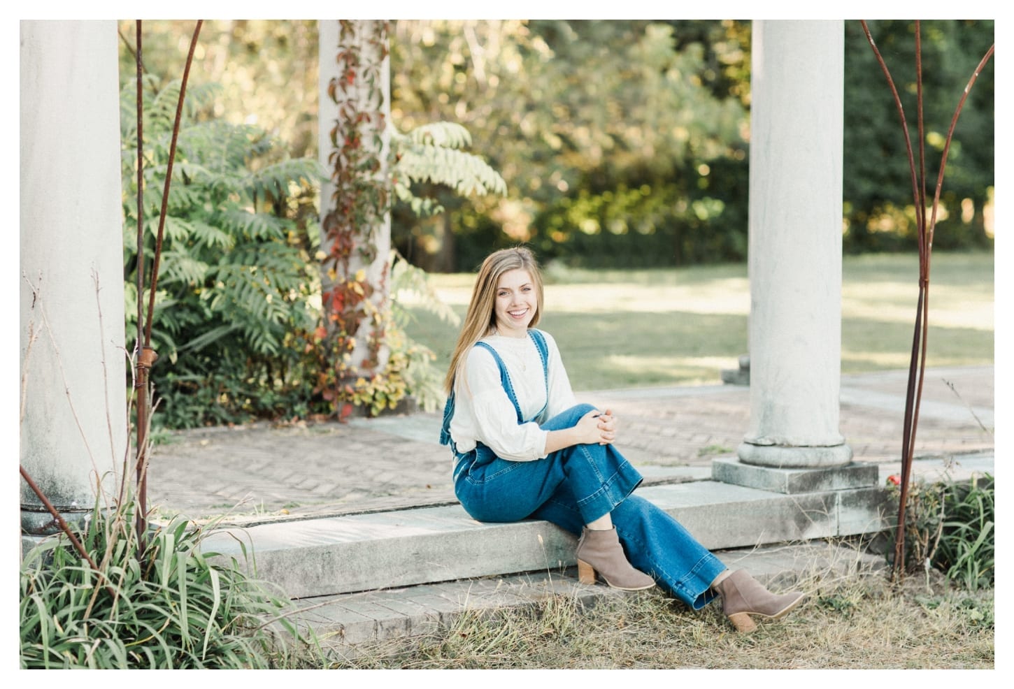 Charlottesville Virginia senior portrait photographer