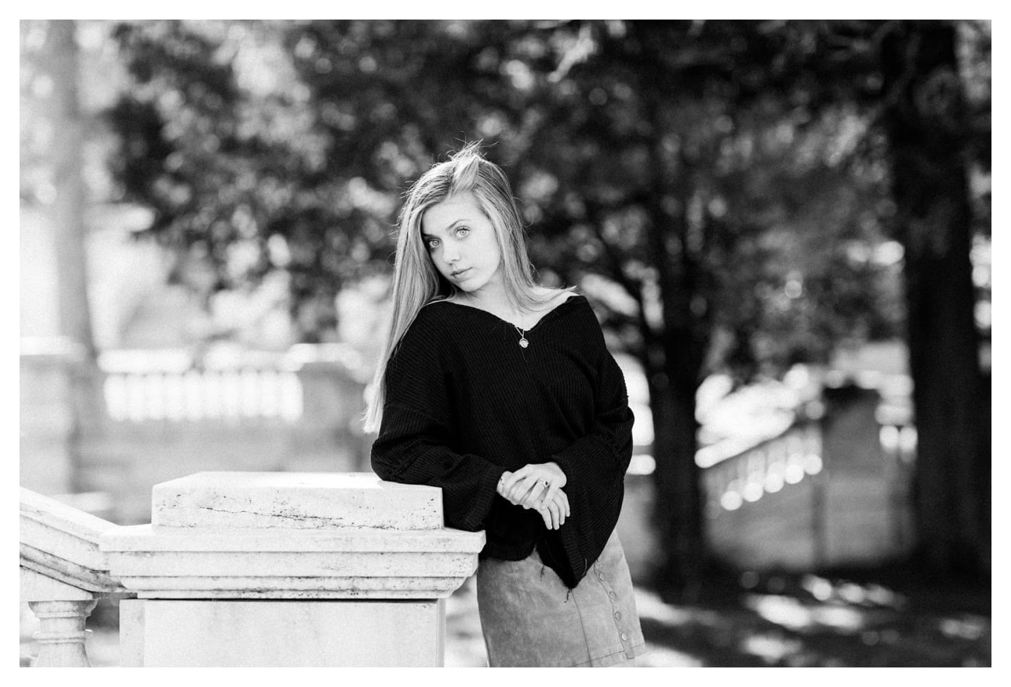 Charlottesville Virginia senior portrait photographer