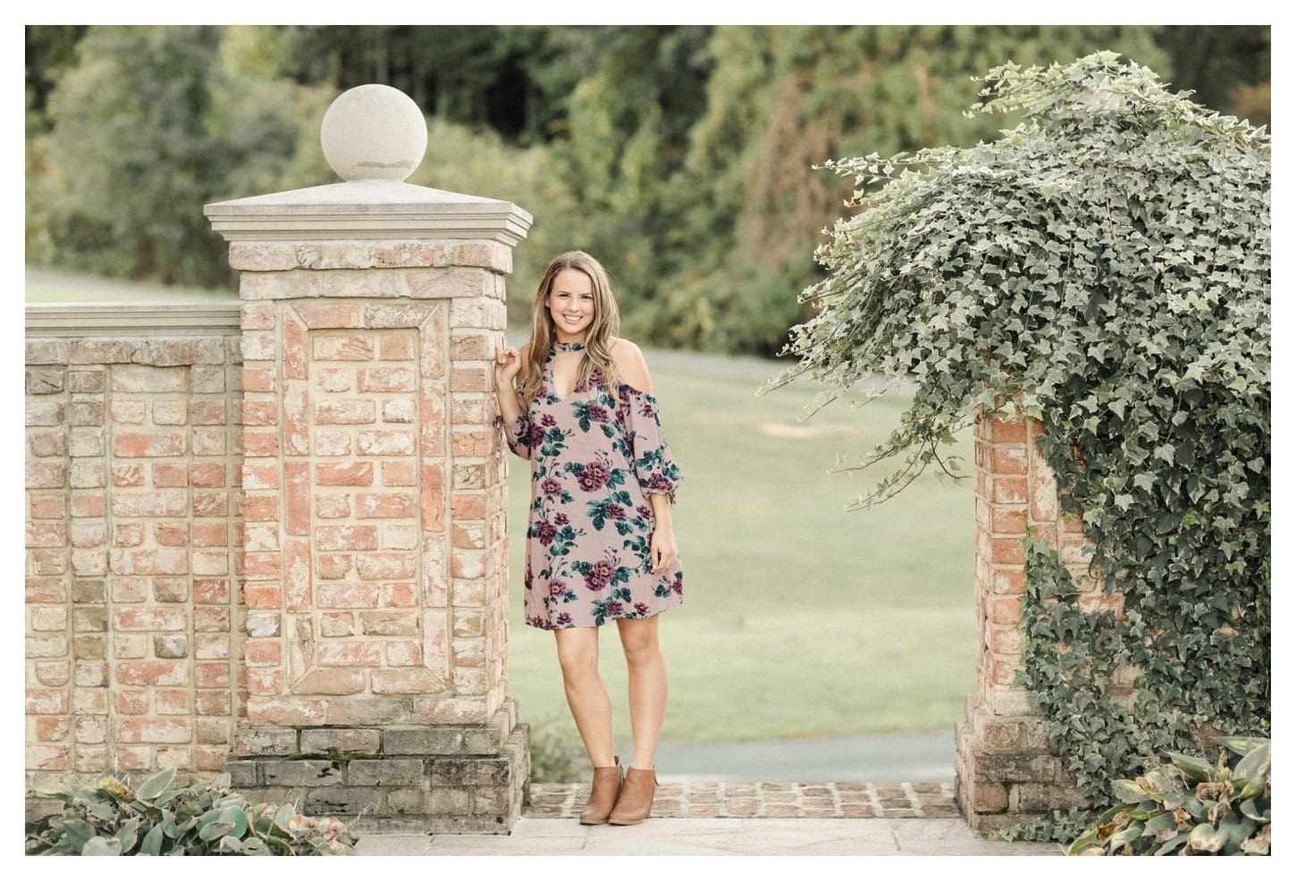 Grace Estate Winery senior portrait photographer