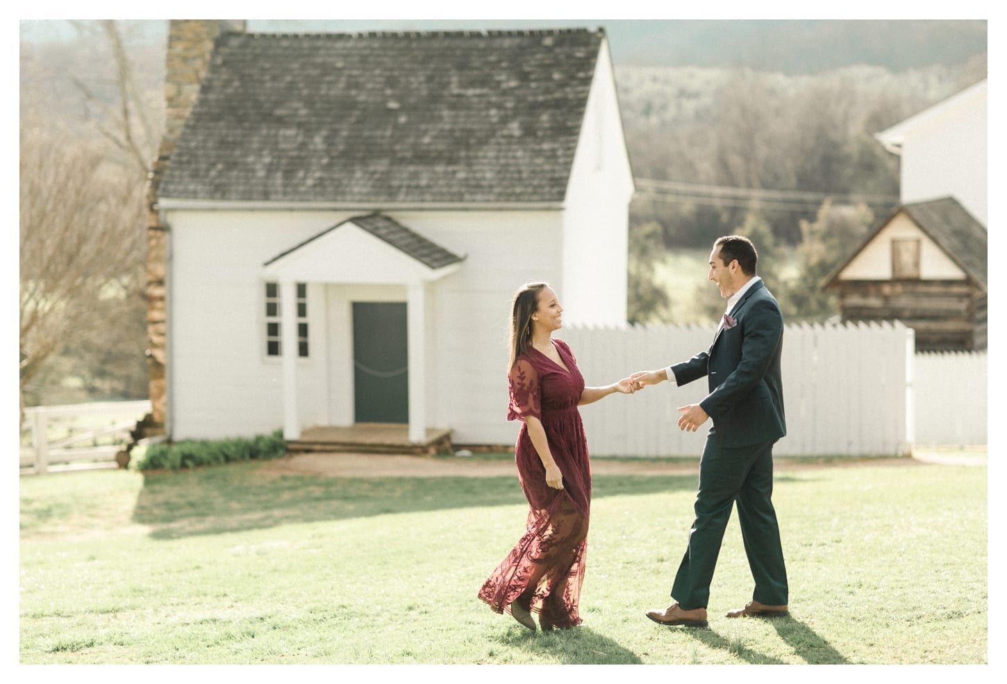 Ash Lawn Highland engagement photographer