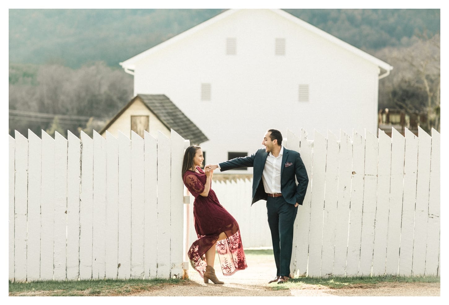 Ash Lawn Highland engagement photographer