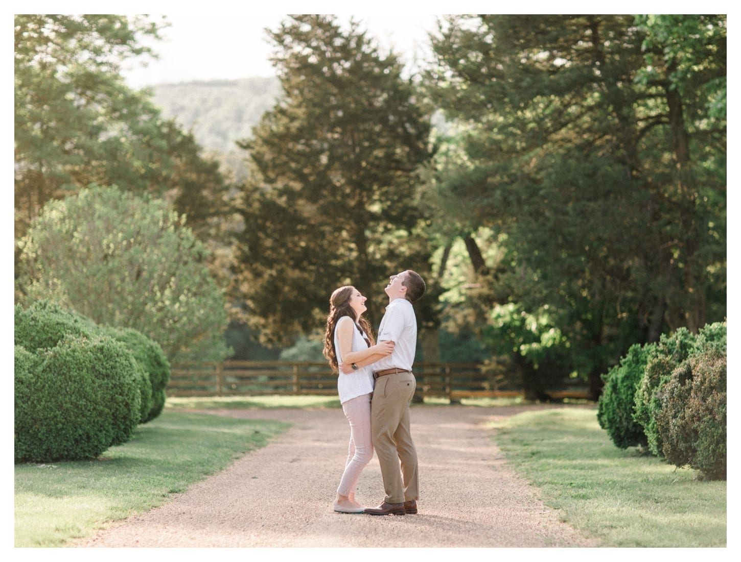 Ash Lawn Highland engagement photographer