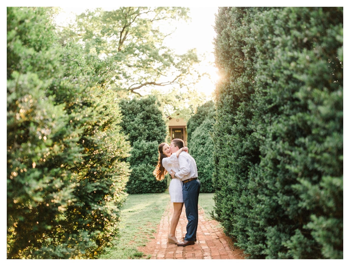 Ash Lawn Highland engagement photographer