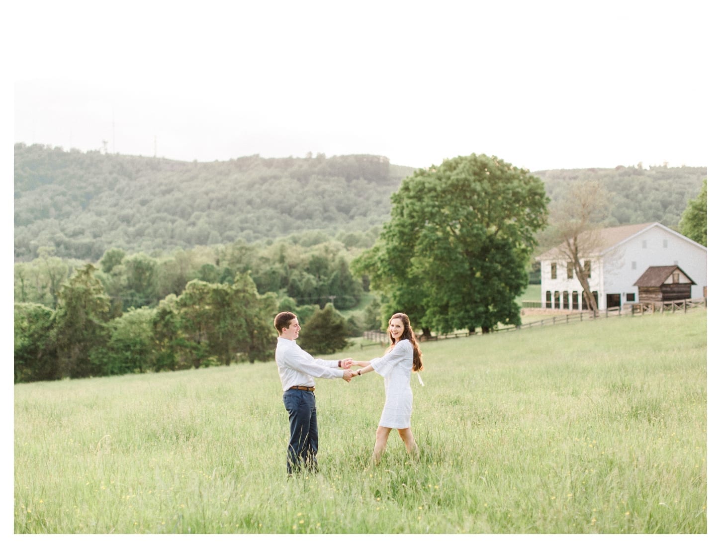 Ash Lawn Highland engagement photographer