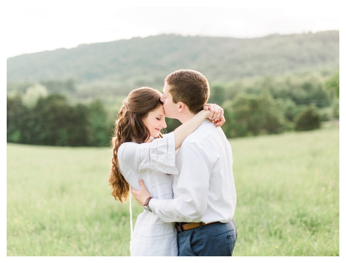 Ash Lawn Highland engagement photographer