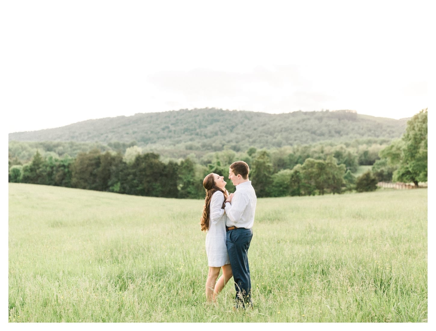 Ash Lawn Highland engagement photographer