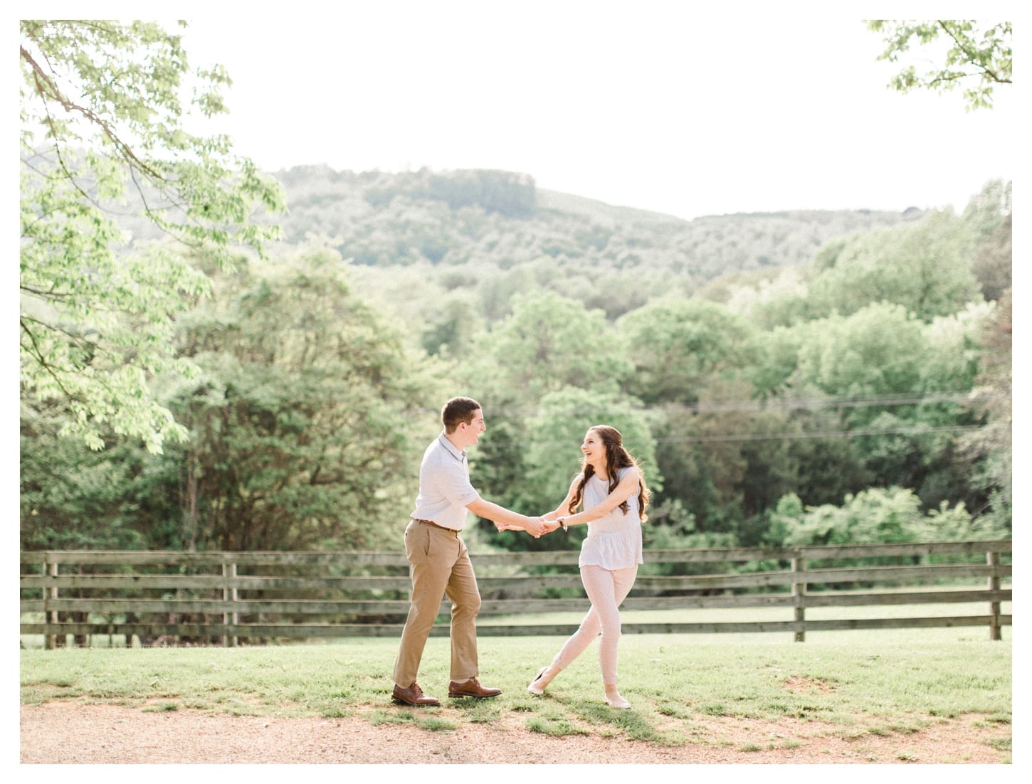 Ash Lawn Highland engagement photographer