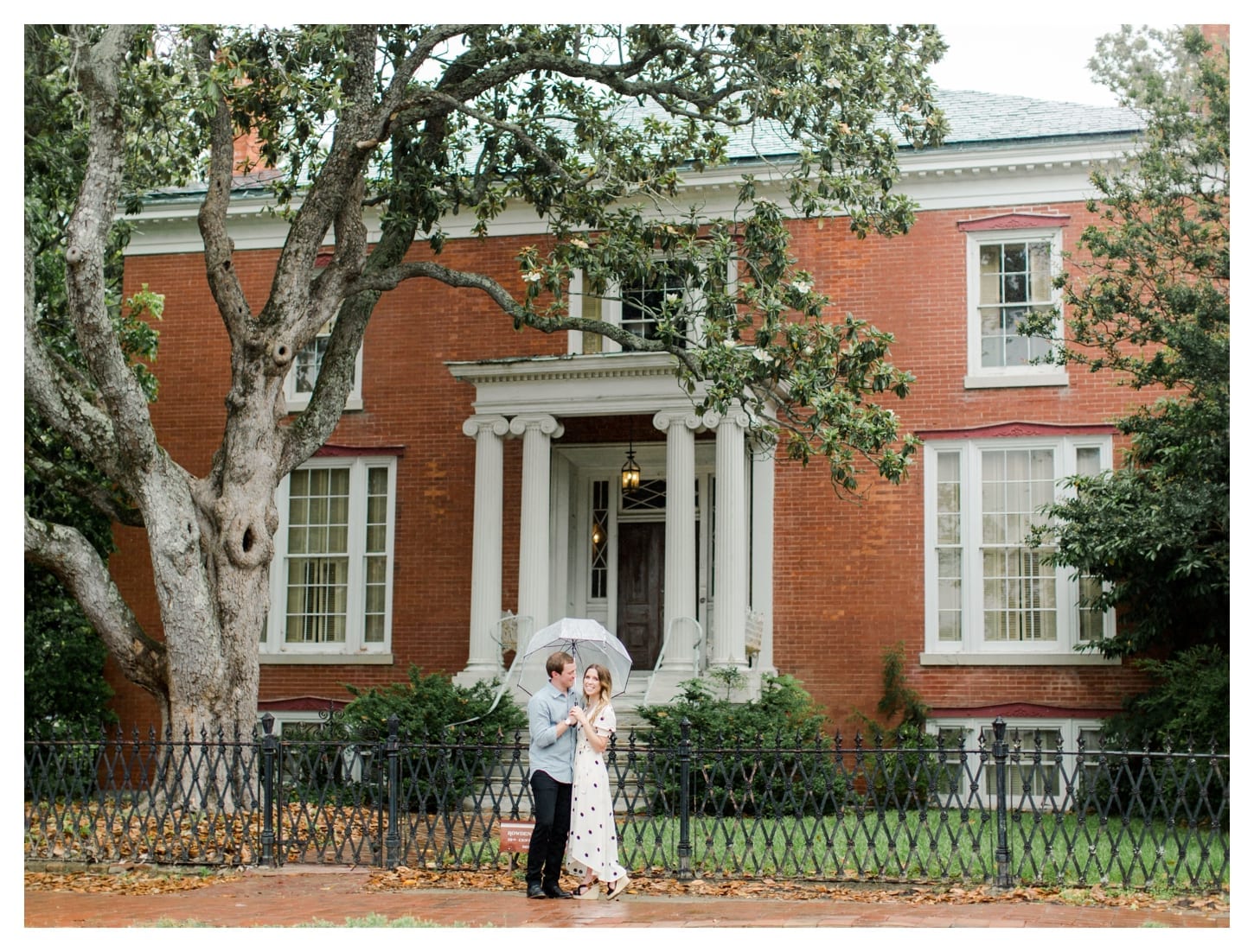 Colonial Williamsburg Virginia engagement photographer