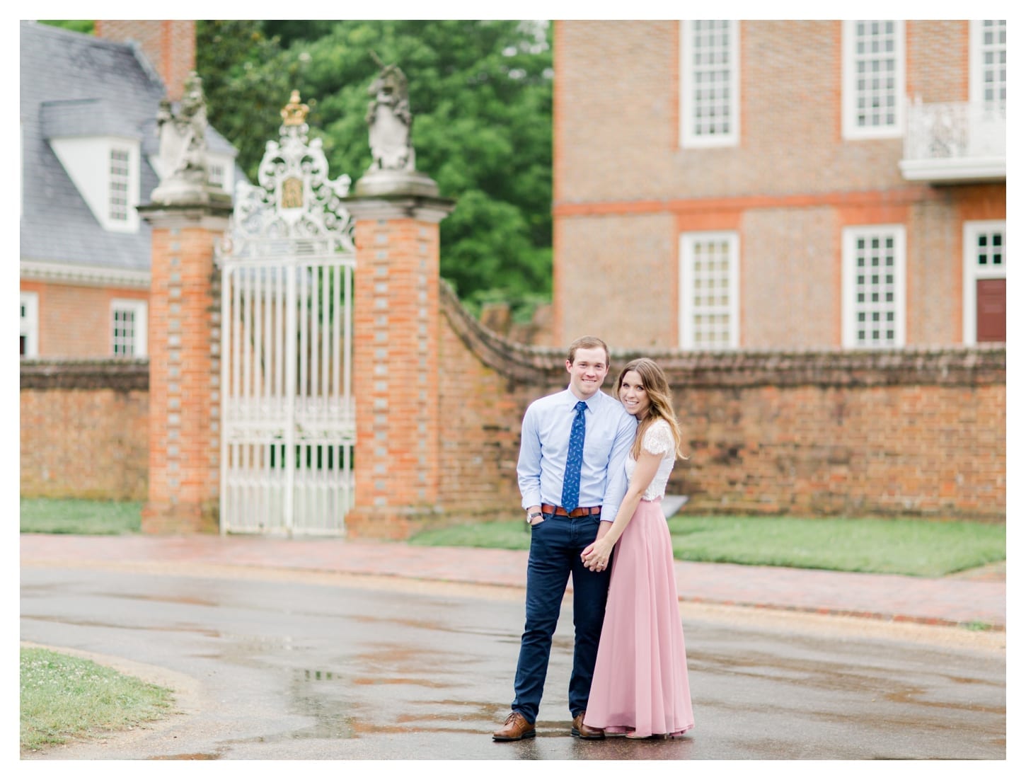 Colonial Williamsburg Virginia engagement photographer