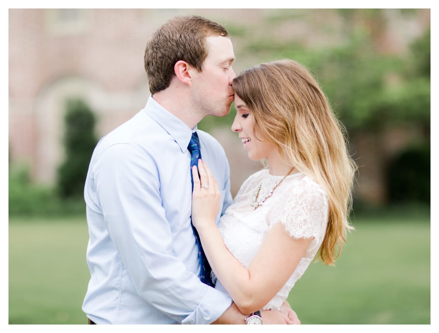 Colonial Williamsburg Virginia engagement photographer