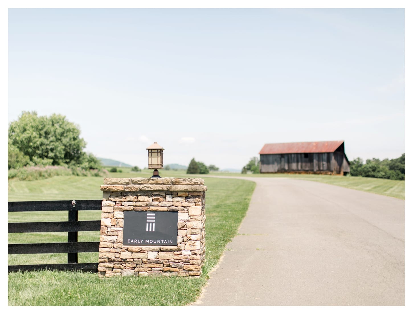 Early Mountain Vineyards wedding photographer