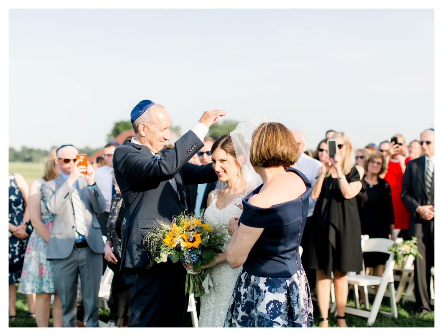 Early Mountain Vineyards wedding photographer