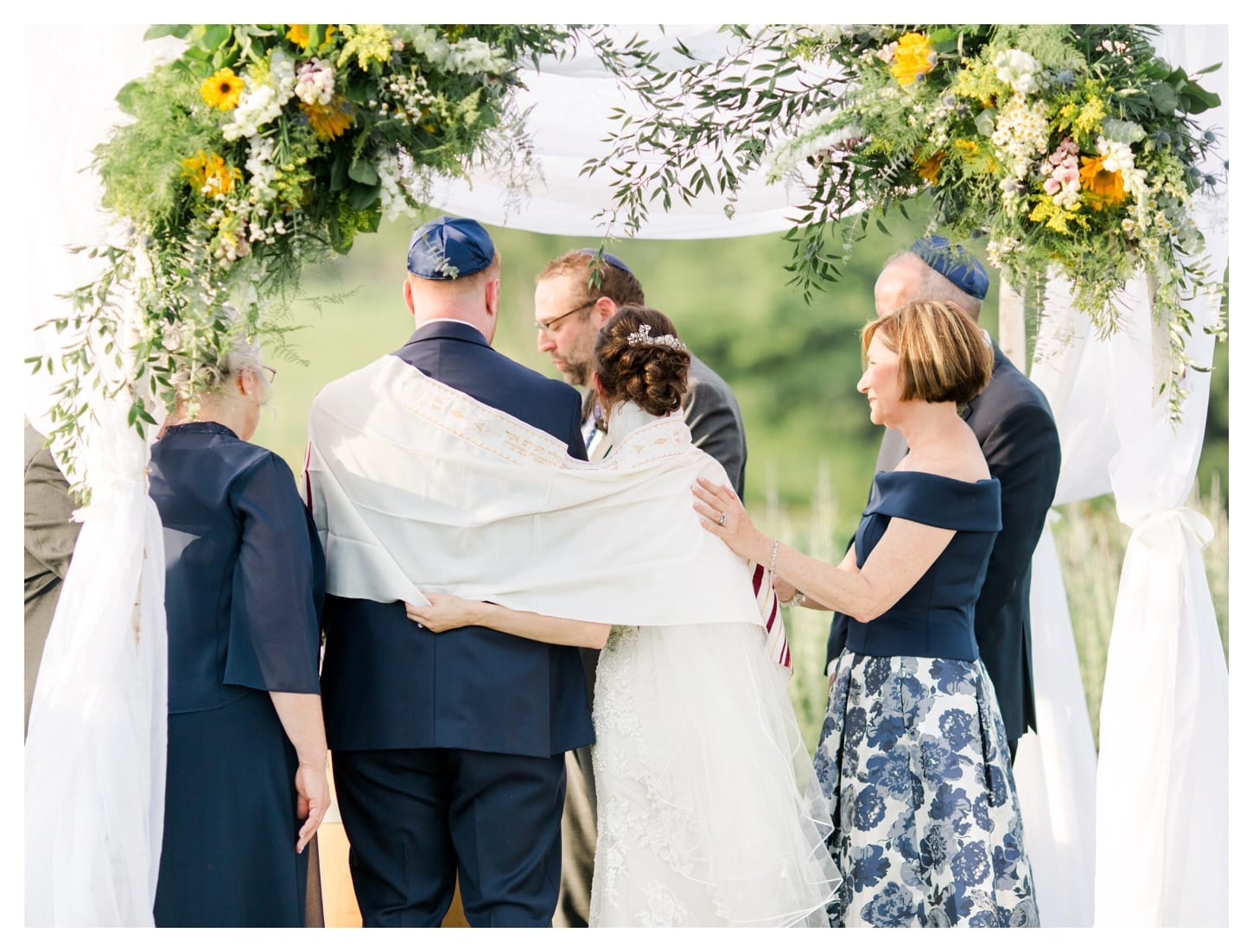 Early Mountain Vineyards wedding photographer