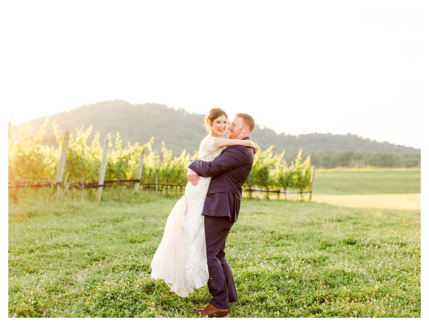 Early Mountain Vineyards wedding photographer