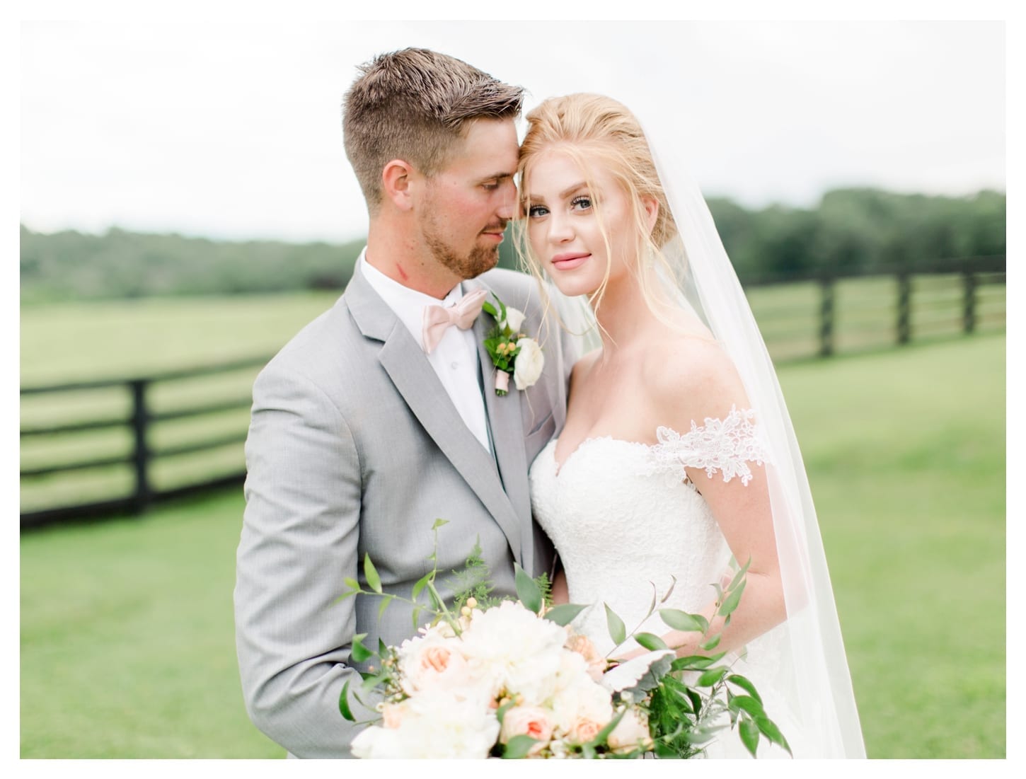 Red August Farm wedding photographer