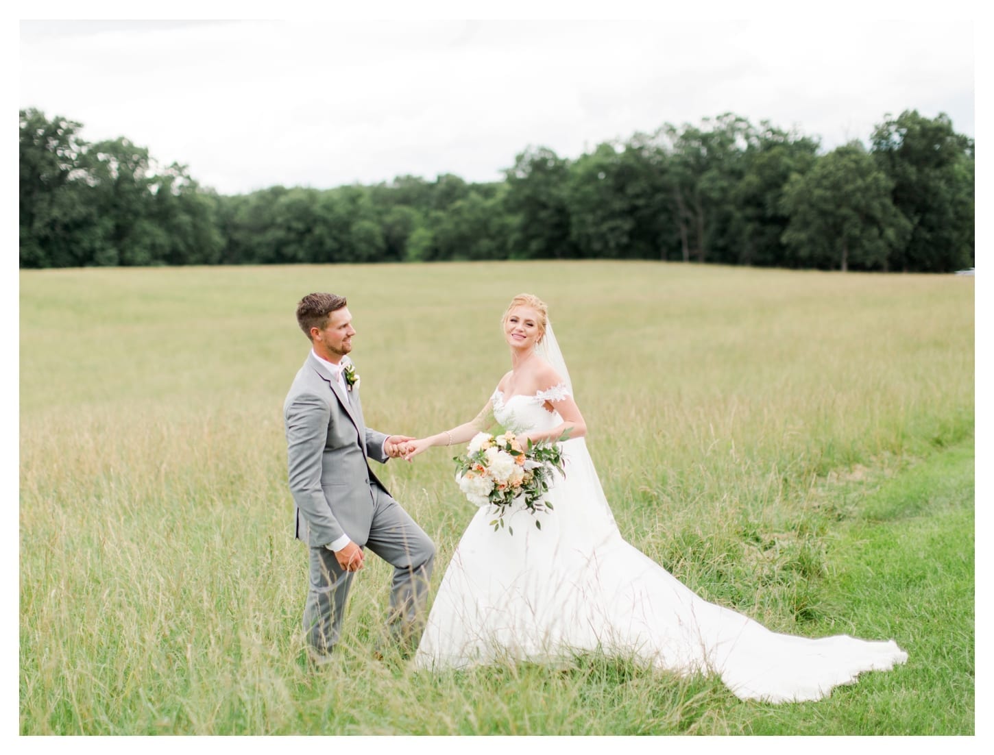 Red August Farm wedding photographer