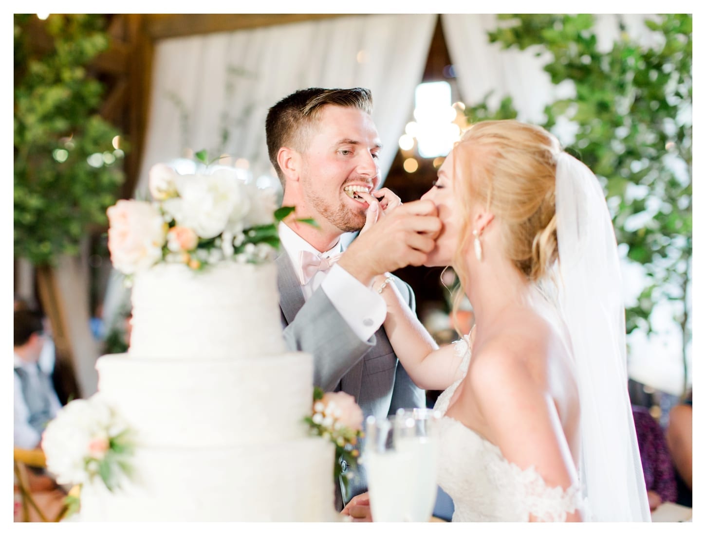 Red August Farm wedding photographer