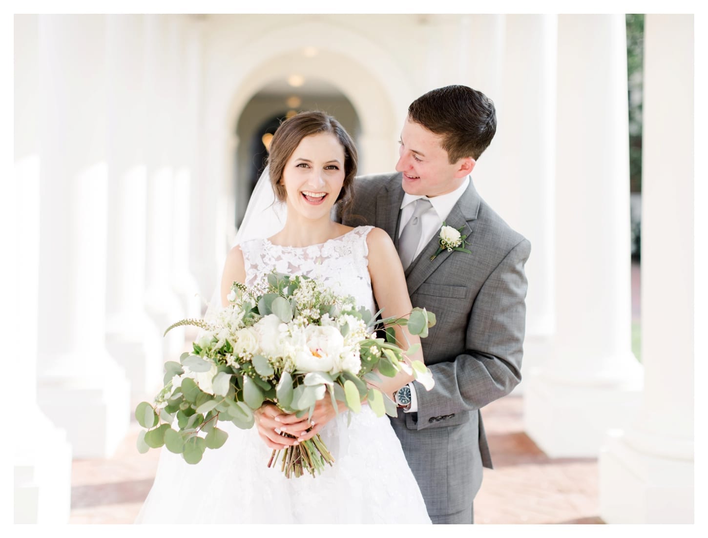 Early Mountain Vineyards wedding photographer