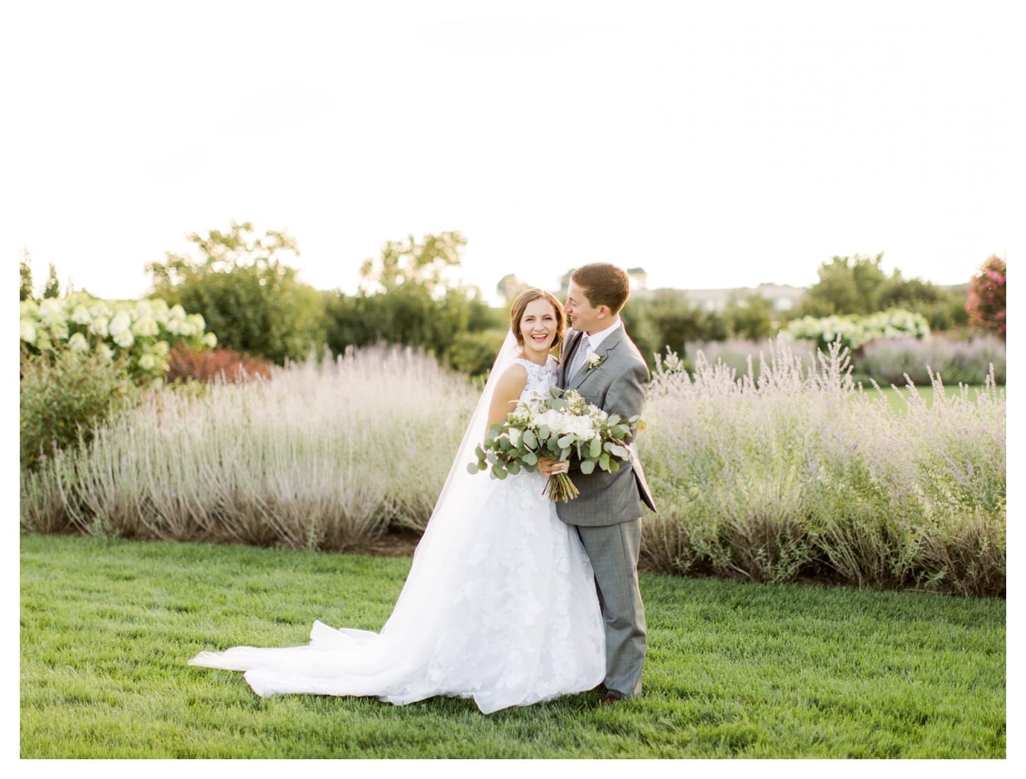 Early Mountain Vineyards wedding photographer