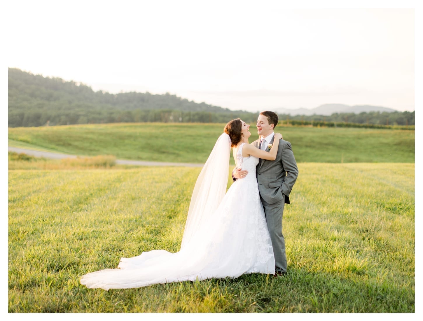 Early Mountain Vineyards wedding photographer