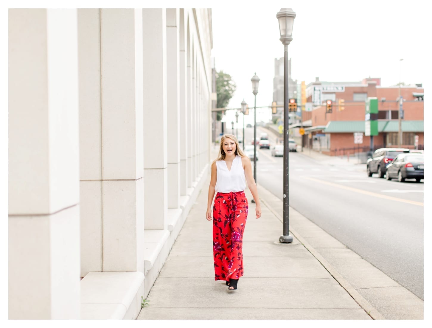 Harrisonburg Virginia senior portrait photographer