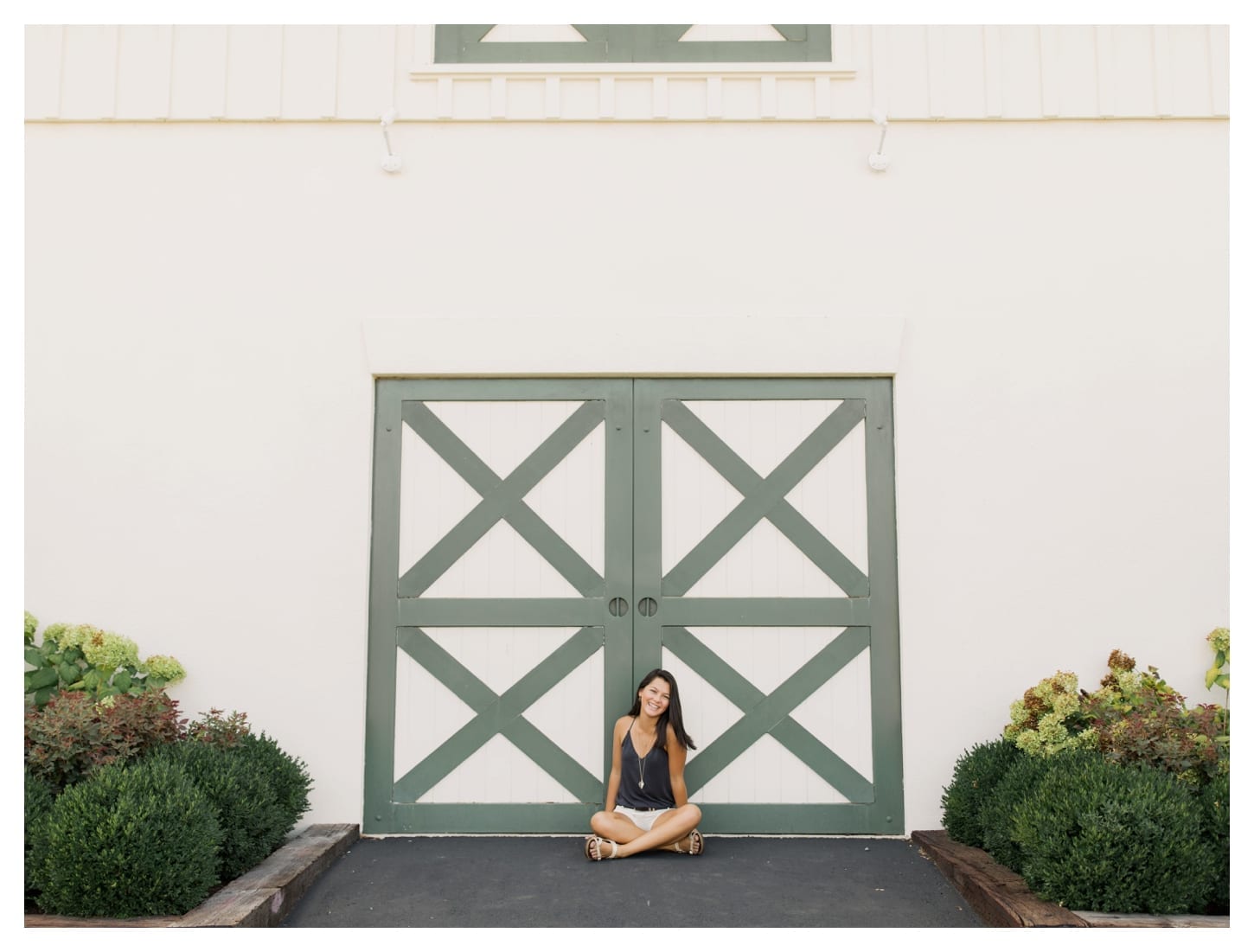 King Family Vineyards senior portrait photographer