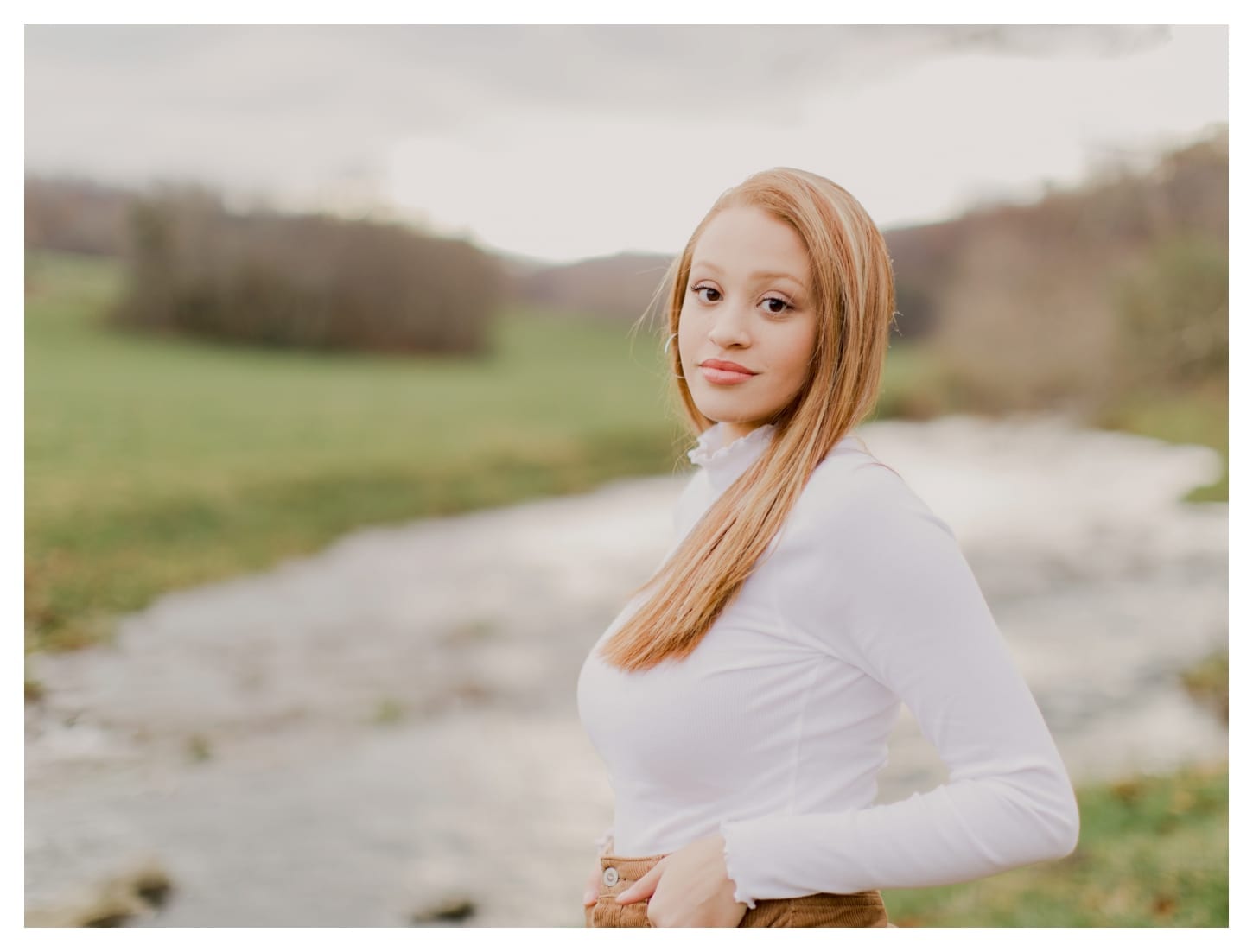 Big Spring Farm senior portrait photographer