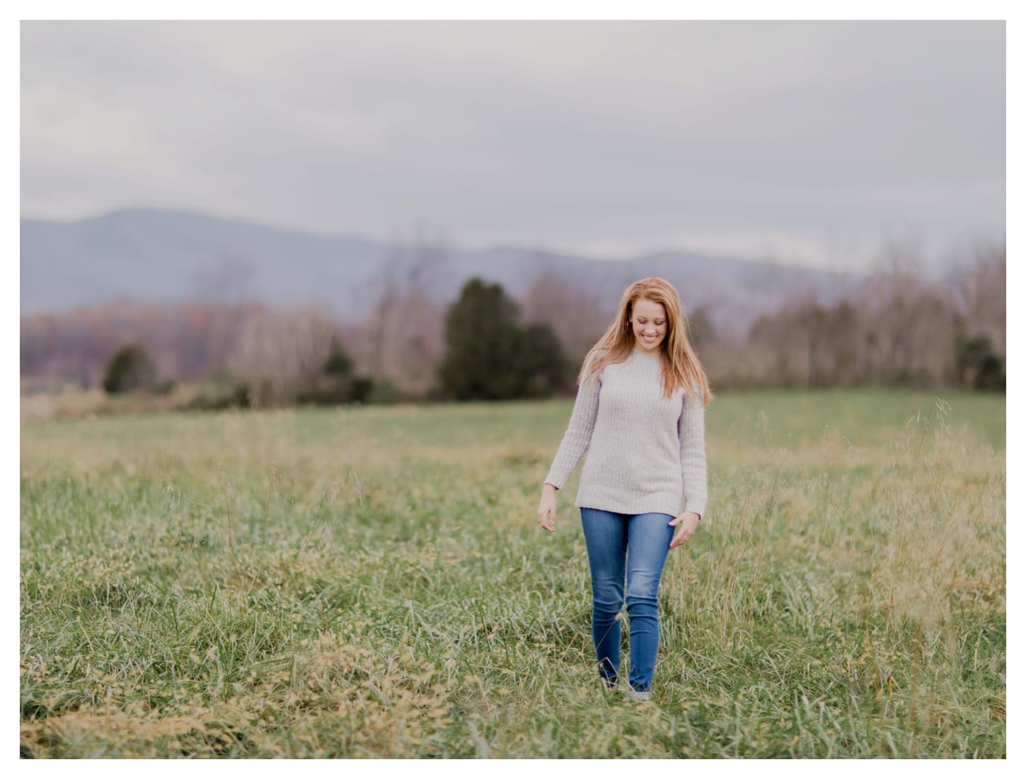 Big Spring Farm senior portrait photographer