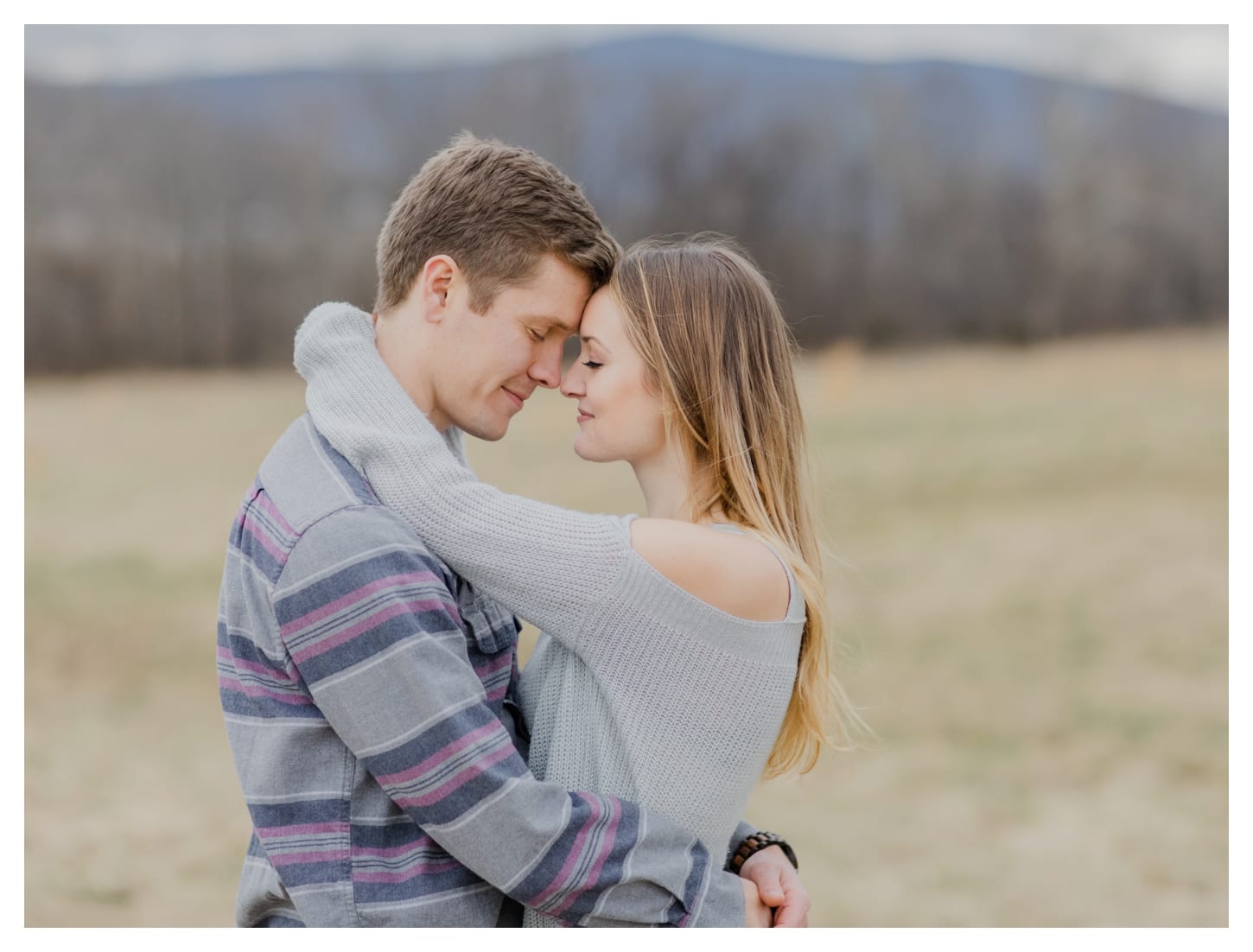 Barn At Edgewood engagement photographer