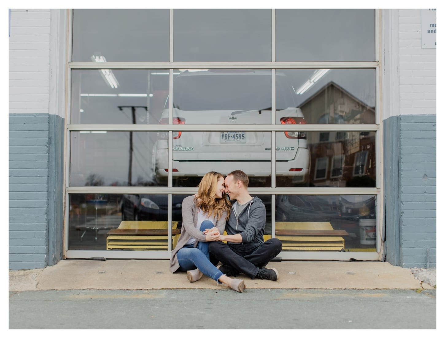 Charlottesville Virginia engagement photographer