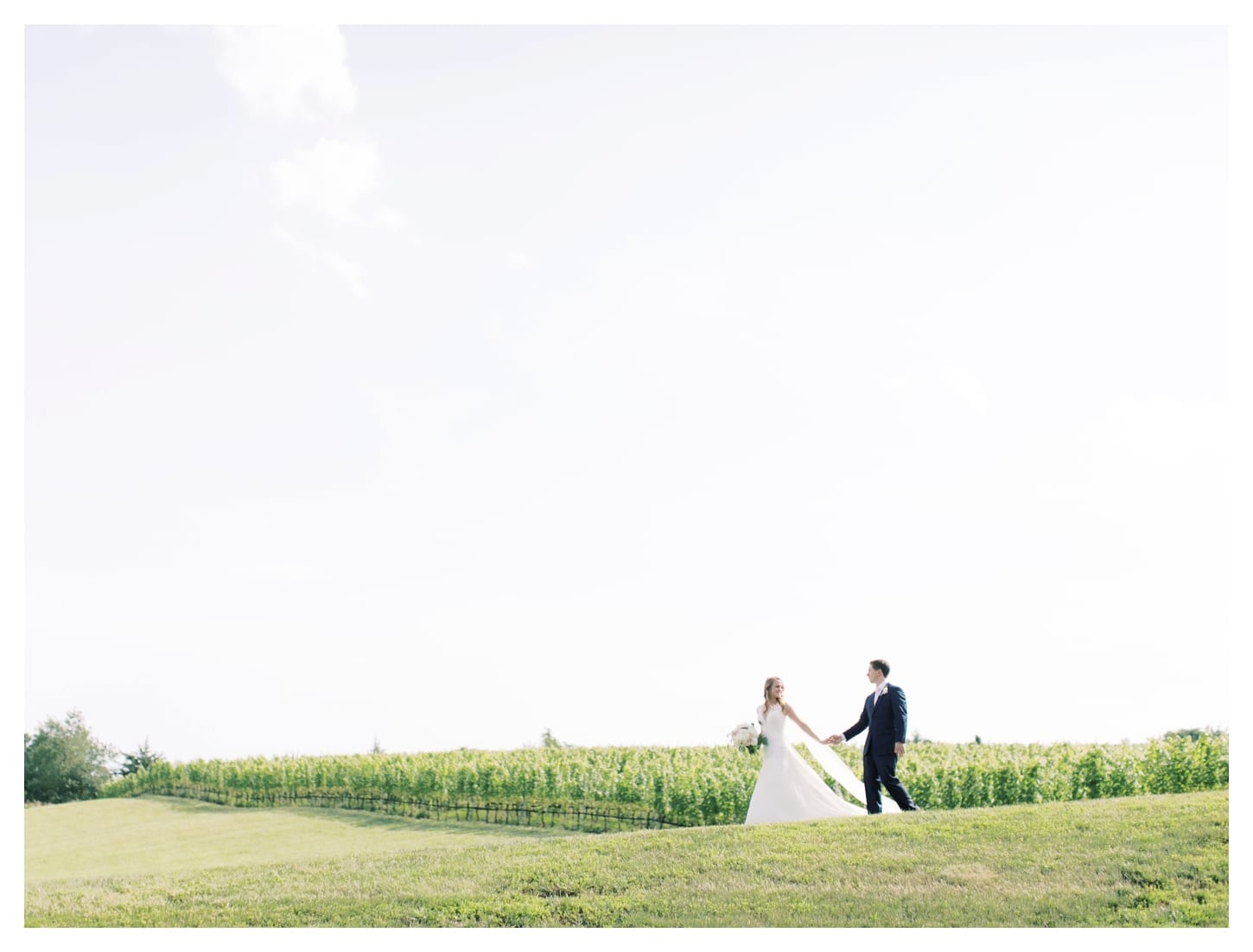 Early Mountain Vineyards wedding photographer