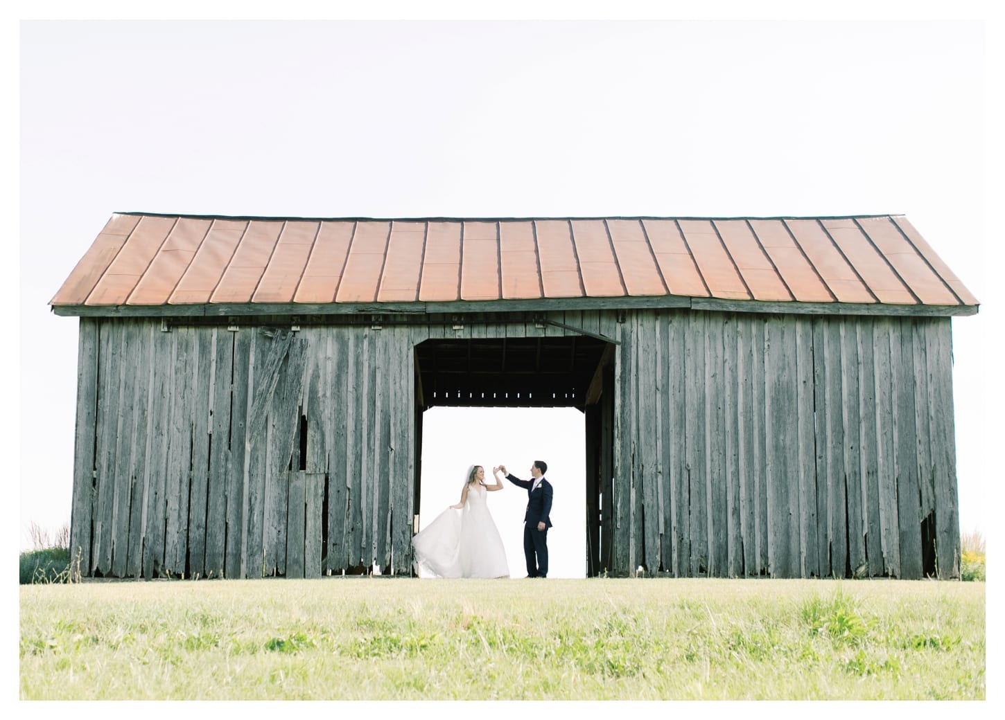 Early Mountain Vineyards wedding photographer