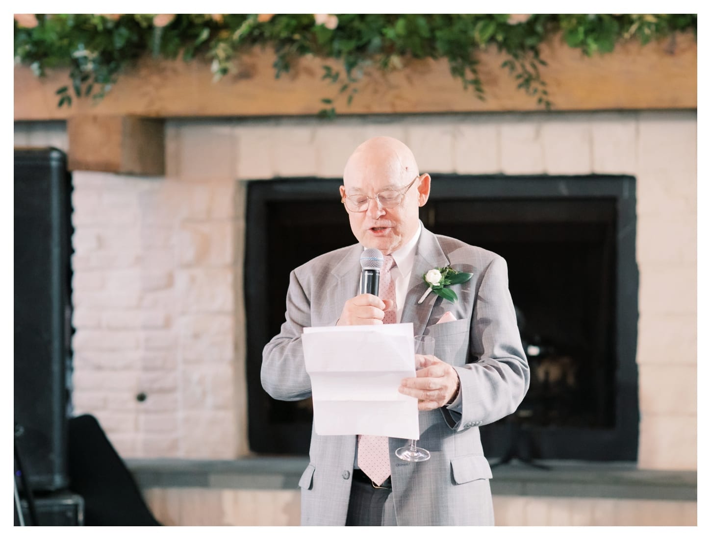 Early Mountain Vineyards wedding photographer