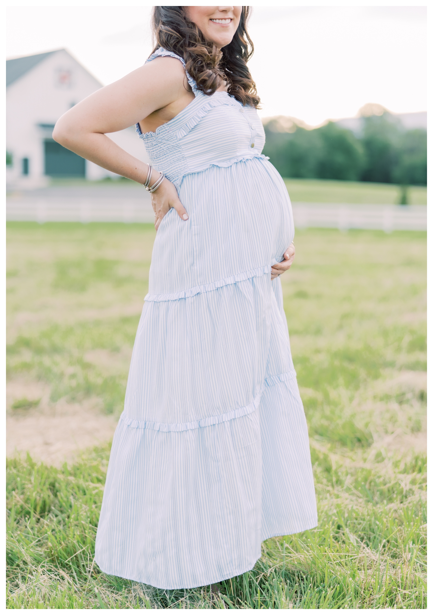 Barn At Edgewood maternity photographer