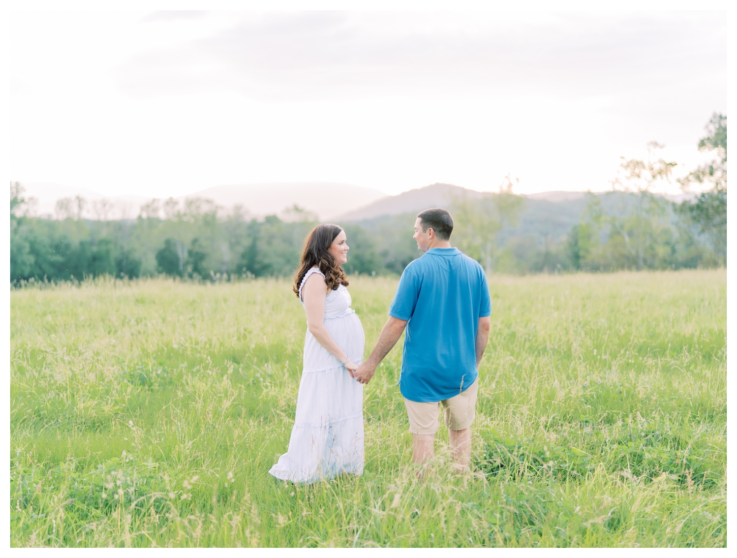 Barn At Edgewood maternity photographer