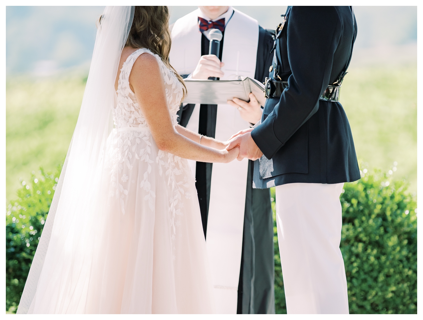 Barren Ridge Vineyards wedding photographer