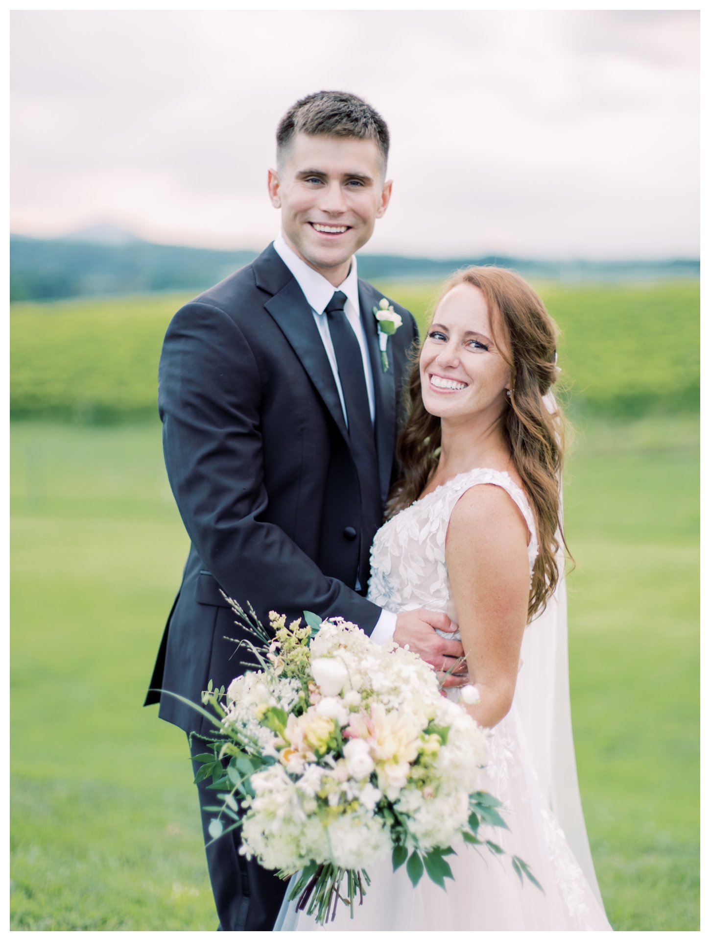 Barren Ridge Vineyards wedding photographer