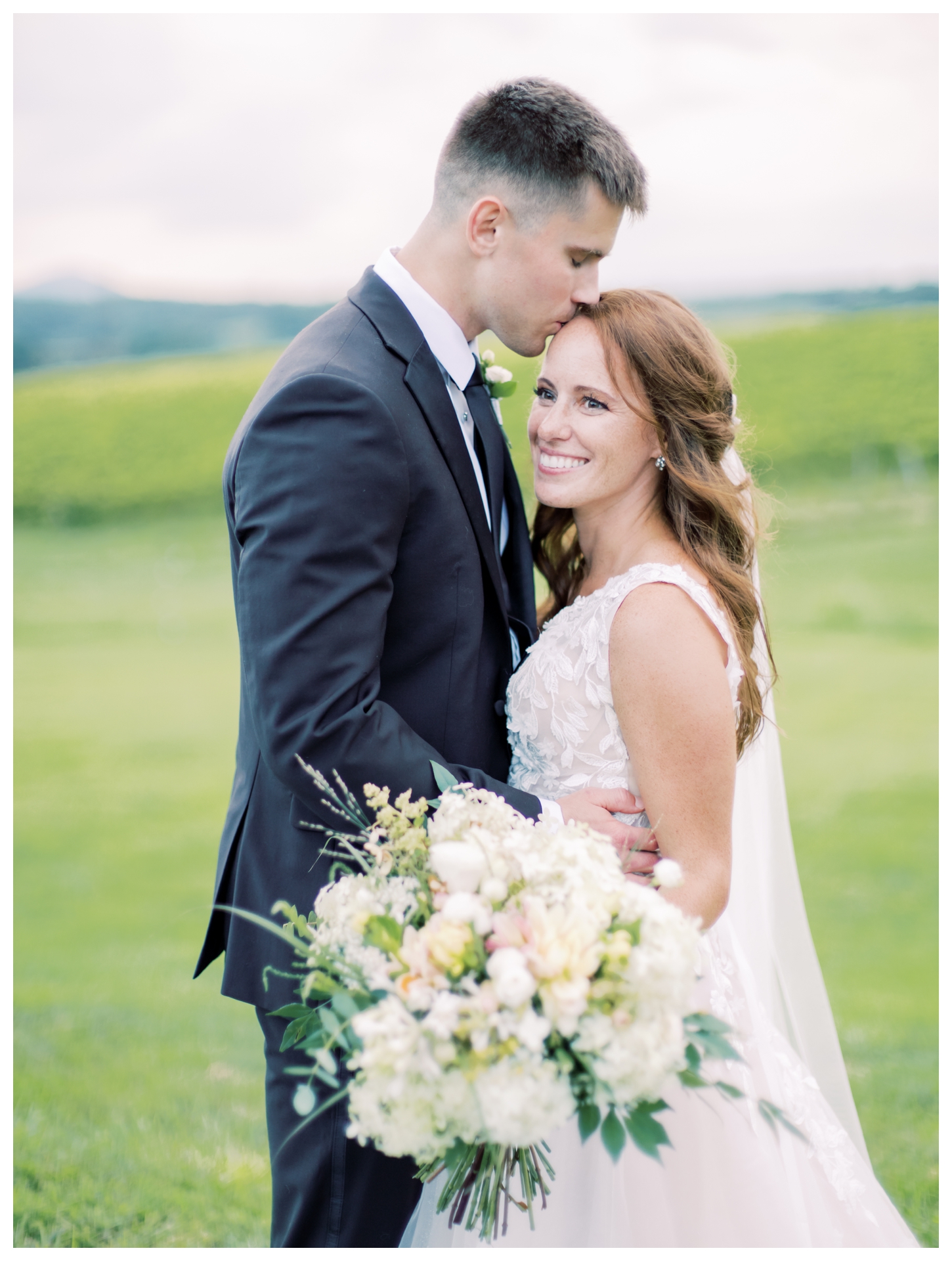 Barren Ridge Vineyards wedding photographer