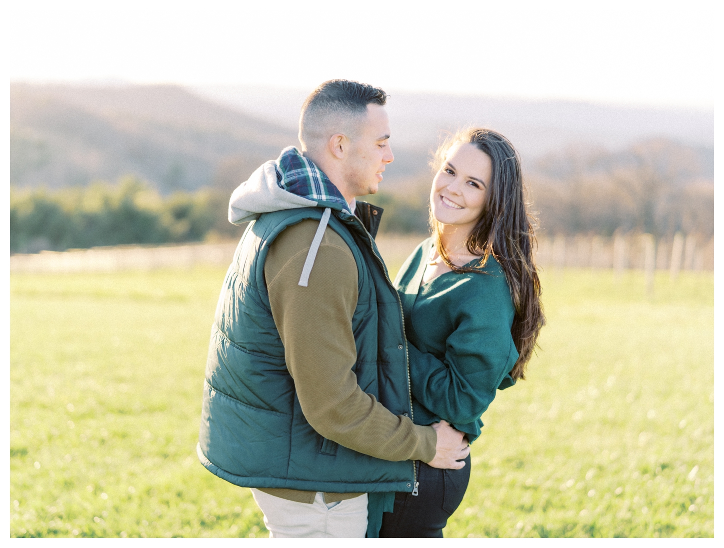 12 Ridges Vineyard Couples Portrait Photographer