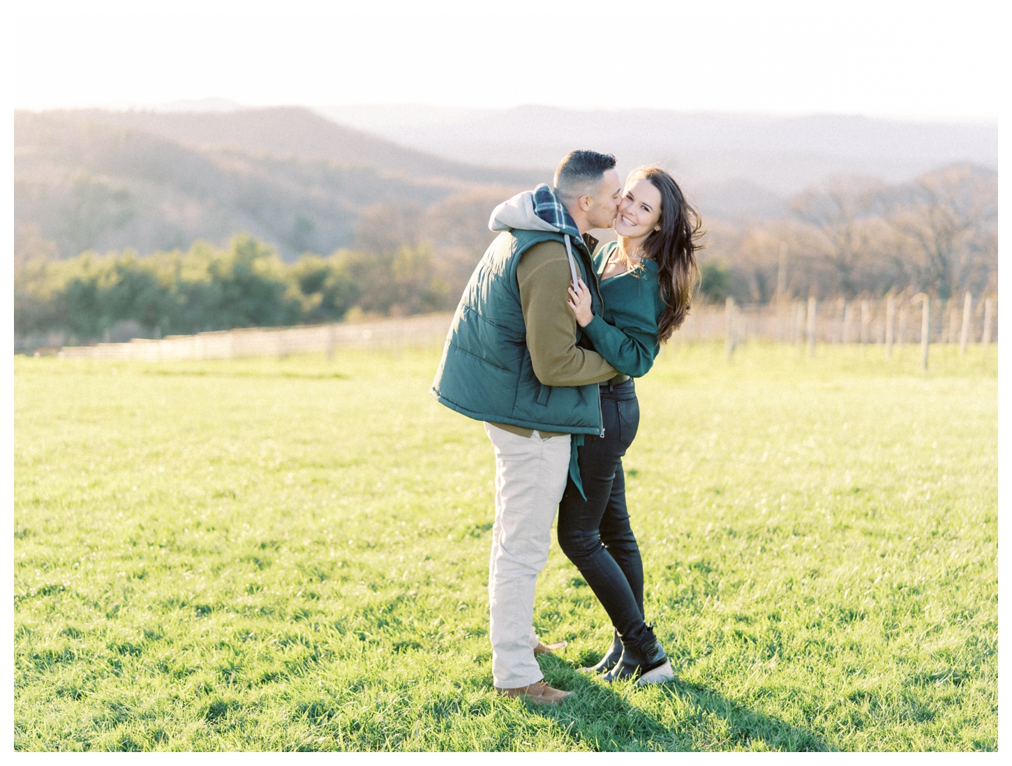 12 Ridges Vineyard Couples Portrait Photographer