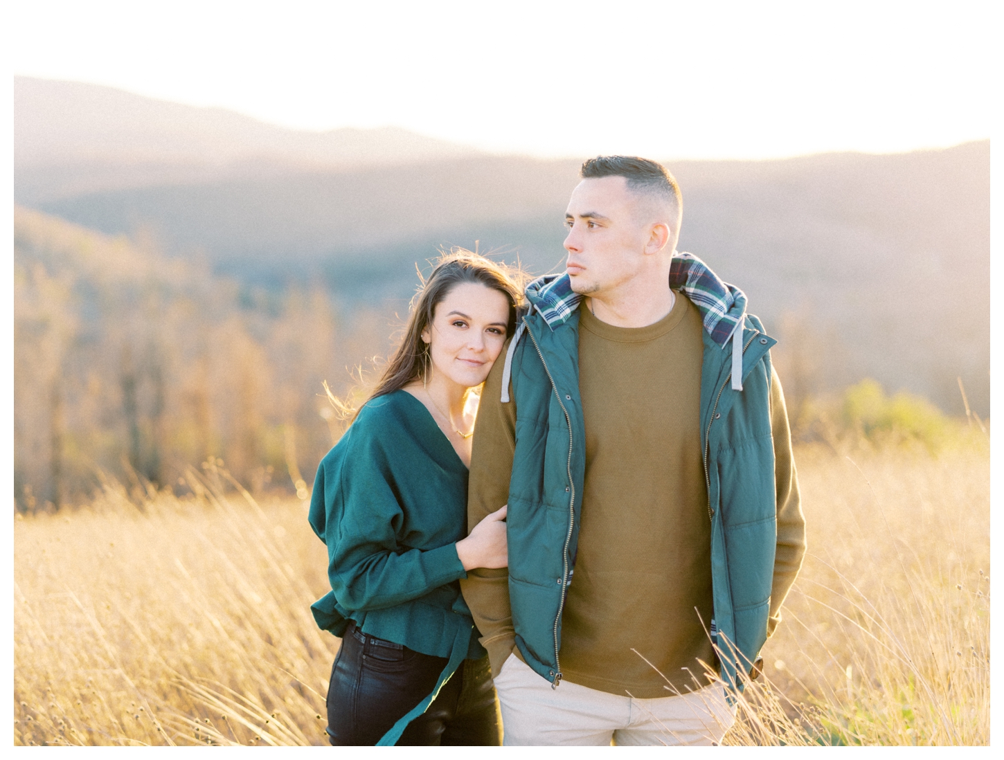 12 Ridges Vineyard Couples Portrait Photographer