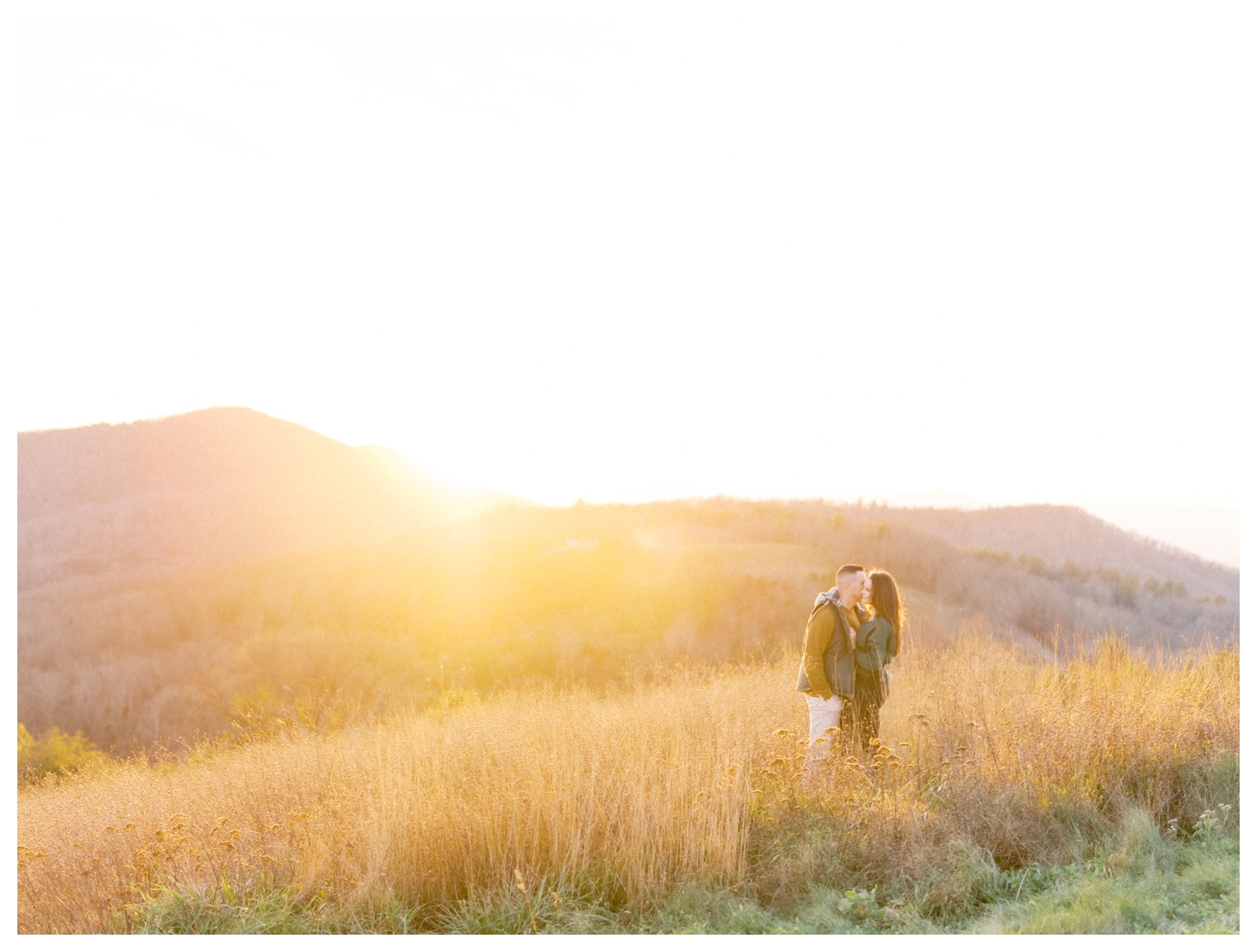 12 Ridges Vineyard Couples Portrait Photographer